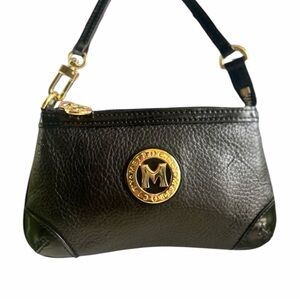 METRO Leather Wristlet Clutch Excellent Condition